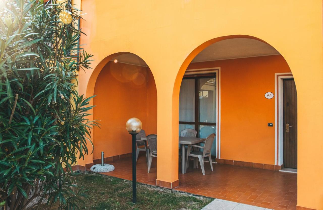 Residence La Meridiana - Apartment 04 Peschiera del Garda Esterno foto